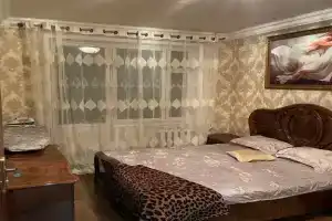 2-komnatnaya Apartments, Izbarbash