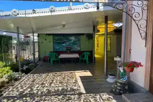 ik nedaleko ot limana Guest house, Yeysk