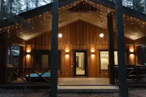 Komfortabelnyy kottedzh s vidom na ozero Cottage, Vyartsilya