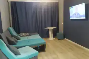 Uyutnaya sovremennaya s konditsionerom v 10 minutah ot reki Volga Apartments