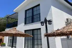Dom s vidom na gorod prizrak Cottage, Fethiye
