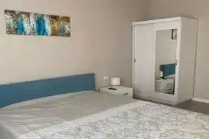 Apartament s vidom na more, Lazarevskoye