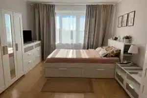 Uyutnaya v blagoustroennom rayone s vidom na tserkov Apartments, Lobnya