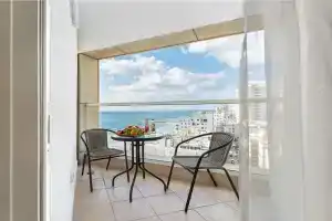 1202 apartamenty s vidom na more i besplatnoy parkovkoy, Eilat