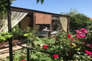 Guest house Aha, Izbarbash