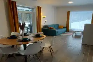 Uyutnyy dom pod Torzhkom v sosnovom boru Cottage, Torzhok