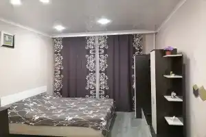 Uyutnaya studiya v novom rayone Apartments