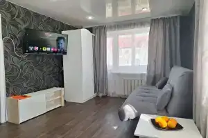 Otlichnaya 1-komnatnaya v tsentre Apartments