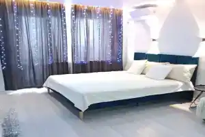 2-komnatnaya s vidom na Amur, TTs Brosko Apartments