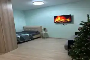 Uyutnaya studiya so vsemi udobstvami Apartments, Saburovo