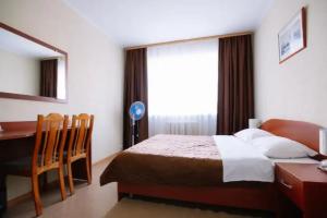 Dvuhmestnyy nomer s 1 krovatyu standart Apartments, Vologda