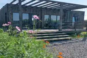 Uyutnyy domik dlya vashego otdyha Cottage