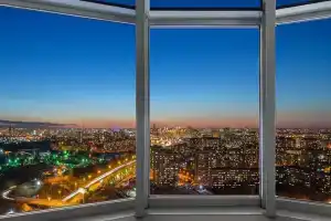 Apartamenty Ural Krasnoznamyonnaya 44, Chelyabinsk