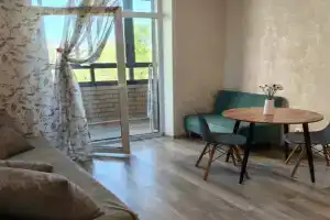 Evrodvushka s balkonom v novom dome Apartments