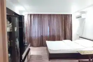 1k Dobrovolskogo-Komarova, tsentr SZhM, vozle Okeya Apartments, Rostov-na-Donu