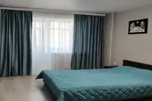 Uyutnaya studiya v tsentre goroda Apartments, Melitopol