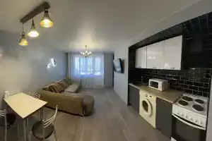 lyuks v tsentre Apartments, Mariupol