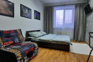 Tryohmestnyy nomer semeynyy ekonom Apartments, Nizhniy Tagil