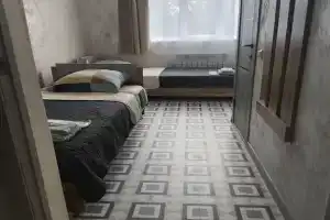 Dvuhmestnyy nomer s 2 otdelnymi krovatyami standart Apartments, Bereshchagino