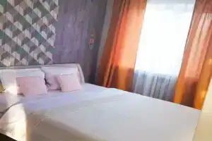 Uyutnaya ryadom s TTs Avrora Apartments, Samara