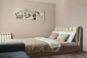 u reki Volgi Apartments, Kostova