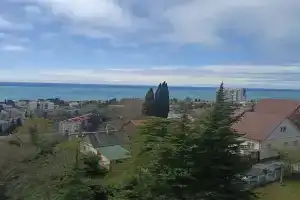 Komfortnaya odnokomnatnaya s vidom na more i gory Apartments, Lazarevskoye