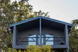 Dom na beregu vodohranilishcha Cottage, Voronezh