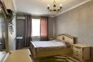 u morya Apartments, Derbent