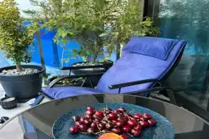 na pervoy linii "Panorama Kvariati" Apartments