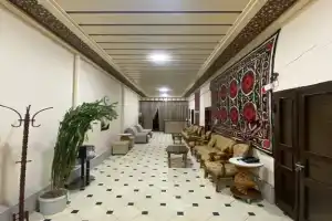 Chetyryohmestnyy nomer standart Apartments
