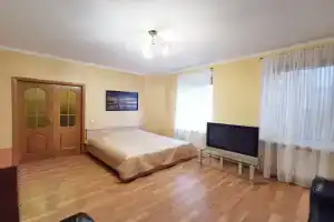 v tsentre goroda Apartments