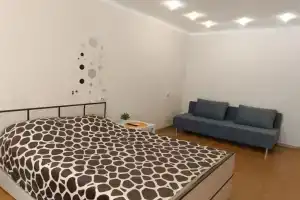 Rayon Siti Moll Apartments