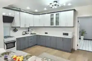 klass lyuks na Romashke Apartments