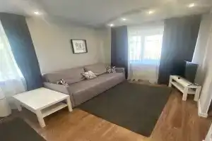 Uyutnaya, stilnaya v tsentre goroda Apartments, Kandalaksha