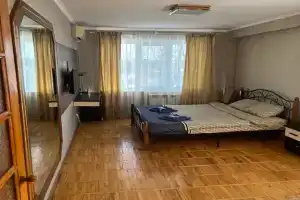 Uyutnaya v spalnom rayone goroda Apartments, Armavir