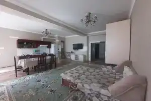 na pervom ryadu morya Apartments, Izbarbash