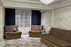 Prostornaya dvuhkomnatnaya , est transfer aeroport - gorod 10$ Apartments
