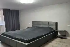 v tsentre s remontom Apartments, Mariupol