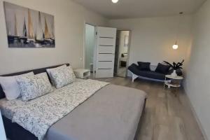 s vidom na more v tsentre Apartments, Berdyansk