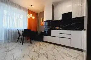 Uyutnaya evrodvushka v tsentre goroda i s krasivym vidom na gorod i gory Apartments, Sayanogorsk