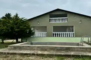 Uyutnaya dacha u morya Cottage, Derbent