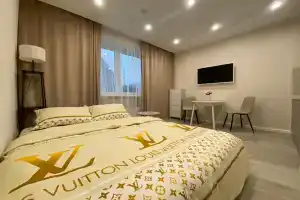 Novyy apartament v tsentre goroda, Korolyov