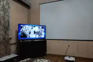 Uyutnaya 2-h komnatnaya s vodoy v samom tsentre gorodaa Apartments, Donetsk