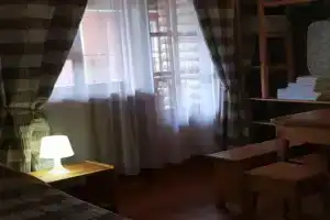 Tryohmestnyy nomer v srube Apartments, Yeysk