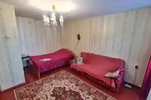 v tsentre goroda Apartments, Yalutorovsk