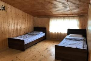 Dvuhmestnyy nomer s 2 otdelnymi krovatyami ekonom Apartments, Kinghi