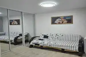 Uyutnaya studiya nedaleko ot morya Apartments, Mariupol