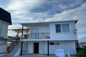 Apartamenty dvuhkomnatnye semeynye, Alakhadzi