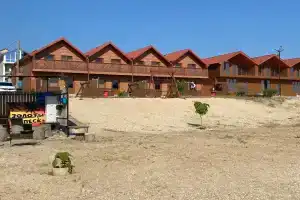 Dom kottedzh na pervoy linii s vidom na plyazh Cottage, Pervomayskoye