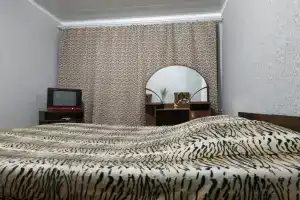 Uyutnaya 1-komnatnaya Apartments, Melitopol
